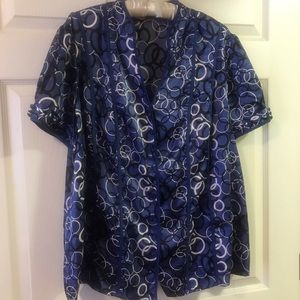 Geometric design woman’s blouse